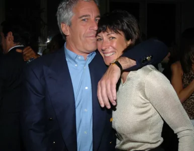 Miniatura: Ghislaine Maxwell winna werbowania...