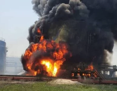 Miniatura: Płonie druga największa rafineria na...