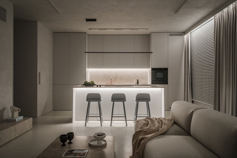 Minimalistyczne mieszkanie całe w bieli, KANDO ARCHITECTS Karolina Krawczyk