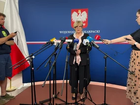 Miniatura: Wypadek autokaru na Węgrzech. Jedna osoba...