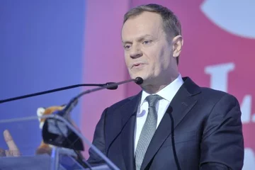 Donald Tusk zadedykował nagrodę Polakom  (fot. J. Kurnikowski, E. Niemiec/AKPA/materiały prasowe)