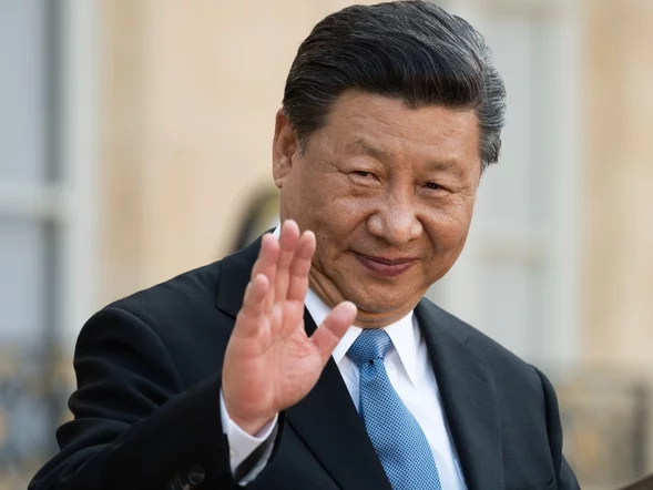 Miniatura: Xi Jinping rusza po władzę nad AI. Stawką...