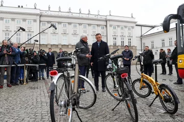 Prezentacja polskiej myśli technologicznej na dziedzińcu Pałacu Prezydenckiego 