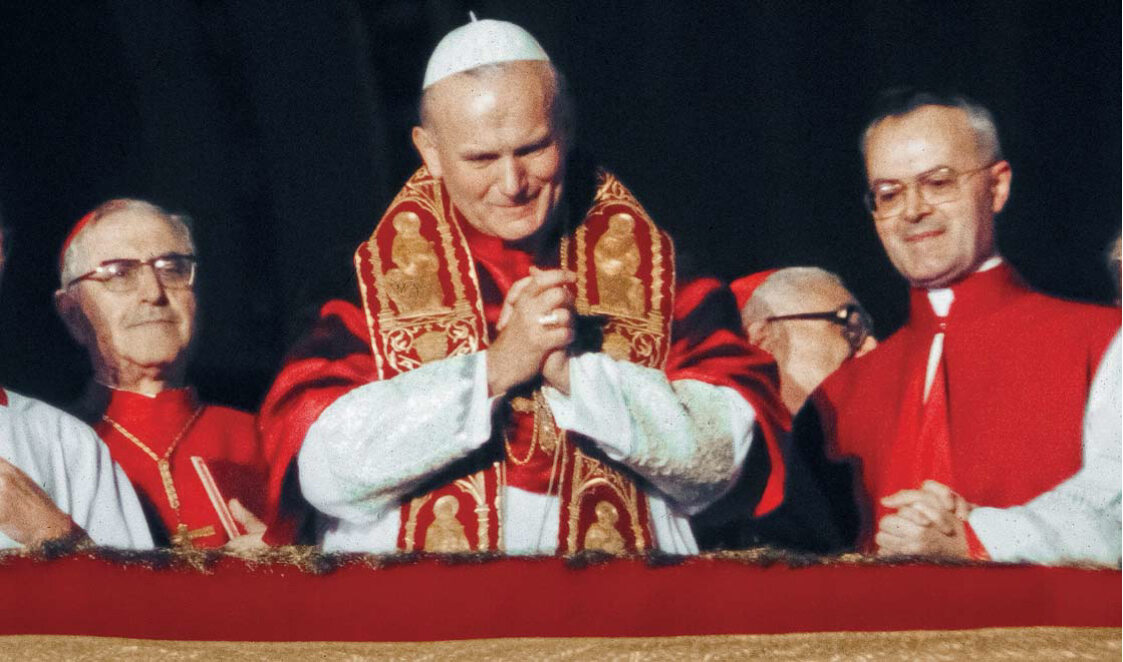 Karol Wojtyła wybrany na Papieża, Watykan 1978 r. Gdy Jan Paweł II ukazał się pierwszy raz na balkonie Bazyliki Św. Piotra, dla opinii publicznej na Zachodzie był niemal nieznany