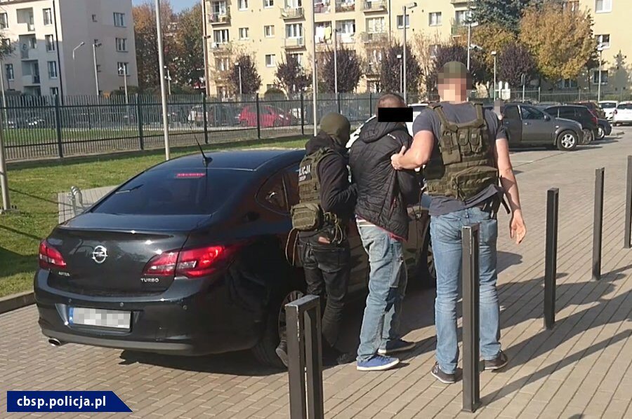 Samochody skradzione w Hiszpanii, legalizowane w Polsce 