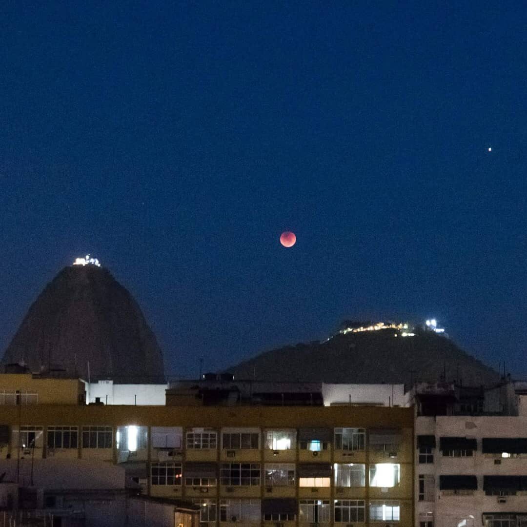 Zaćmienie Księżyca, Rio de Janeiro 