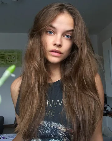Barbara Palvin 