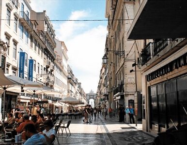 Miniatura: Lizbona: po centrum miasta mogą jeździć...