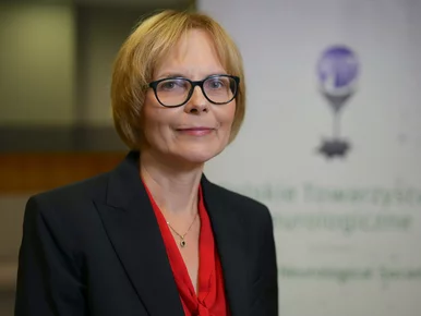 Miniatura: Media społecznościowe jak alkohol. Polsce...