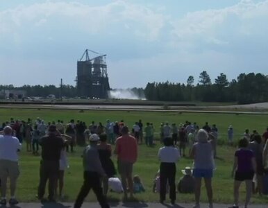 Miniatura: NASA widowiskowo testuje silnik, który...