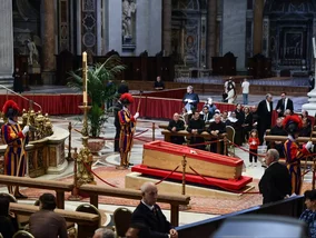 Miniatura: Gdzie obejrzeć pogrzeb papieża Franciszka...
