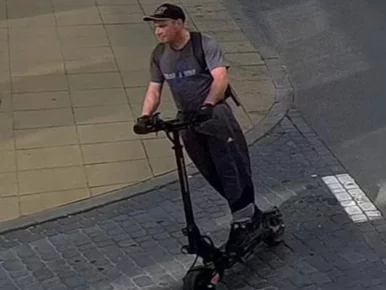 Miniatura: Potrącił nastolatkę na chodniku. Policja...