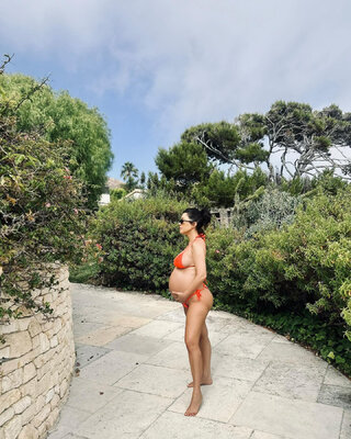 Miniatura: Kourtney Kardashian w sieci. Jej profil na...