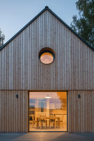 Drewniany dom w lesie, projekt Les Archinautes Linka, Les Archinautes