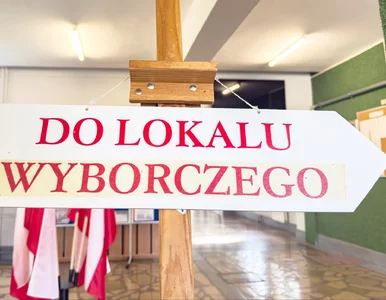 Miniatura: KO prowadzi, ale to koniec dobrych wieści...