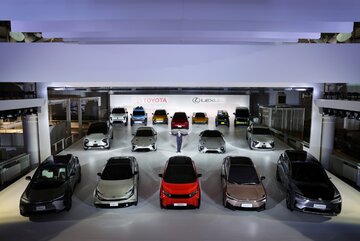 Toyota ze&nbsp;strategia elektromobilności