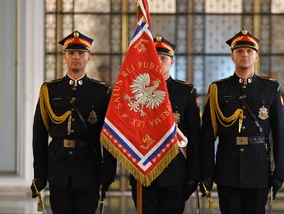 Miniatura: Marszałek rozdaje miliony bez konsultacji?...
