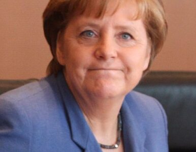 Miniatura: Merkel zarabia 300 tysięcy euro rocznie....
