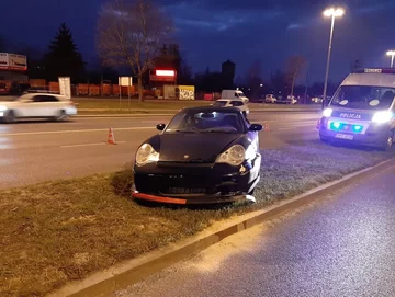 Porsche rozbite przez łodzianina 