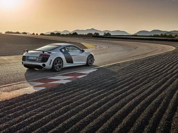 Audi R8 Coupé V10 GT RWD 