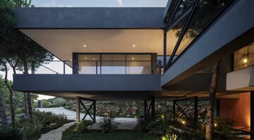 Dom z widokiem na las, projekt Flow81 