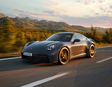 Miniatura: Jest pierwsze hybrydowe Porsche 911....