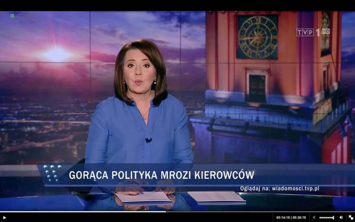 Paski informacyjne z "Wiadomości" TVP 