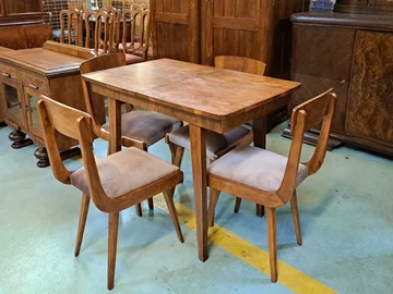 Design vintage na targu staroci w Broniszach 