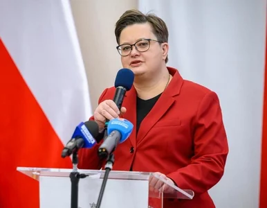 Miniatura: Spór o lekcje religii w polskich szkołach....