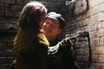 Robert Więckiewicz w&nbsp;filmie &bdquo;W ciemności&rdquo;