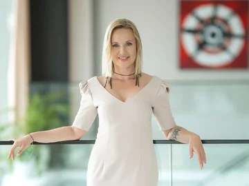 I – Justyna Lenarczyk 