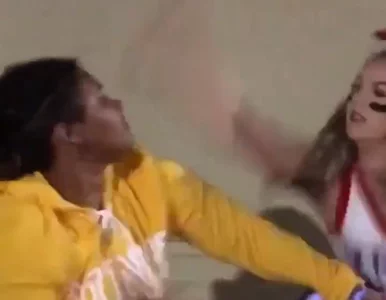 Miniatura: Cheerleaderka vs. prowokatorka. Bójkę...