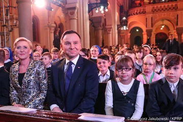 Para prezydencka wysłuchała koncertu kolęd 