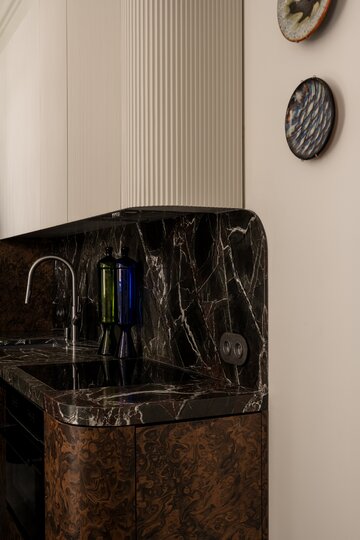 Małe mieszkanie w łódzkiej kamienicy, projekt  Piotr Łucyan 