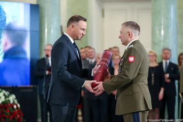 Prezydent Andrzej Duda wręczył awanse generalskie 