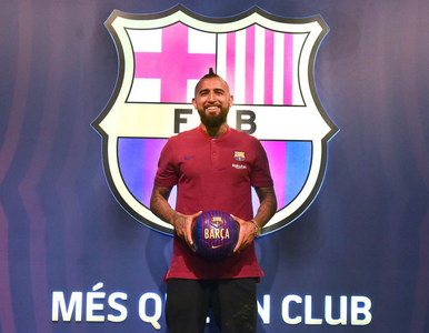 Miniatura: Arturo Vidal zaprezentowany w Barcelonie....