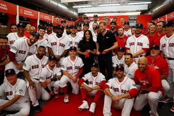 Harry i Meghan w szatni Red Sox 