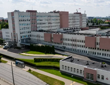 Miniatura: Milionowe zaległości, pacjentów mieli...