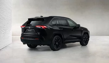 Toyota RAV4 Hybrid Black Edition by JBL 