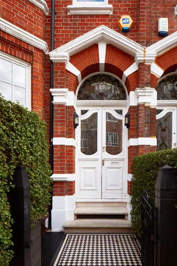 Nowoczesne wnętrza starego domu, projekt Robert Hirschfield downloadfor.press, Robert Hirschfield, stary dom