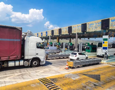 Miniatura: Ułatwienia dla kierowców używających...