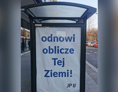 Miniatura: Tajemnicze billboardy ze słowami JPII na...