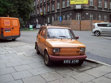 Maluch mały Fiat 126p 