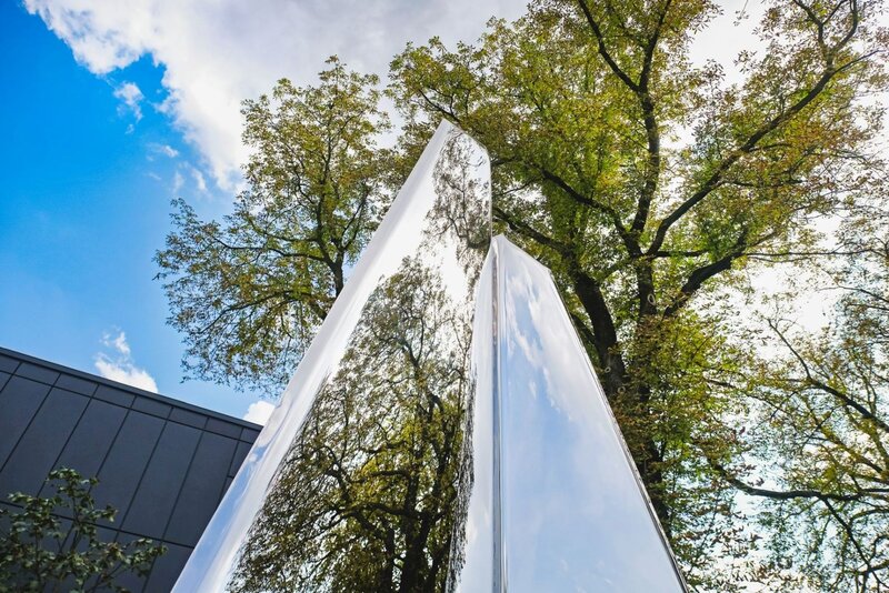 Odsłonięcie pierwszej na Śląsku rzeźby autorstwa Oskara Zięty