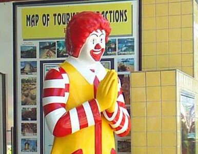 Miniatura: Ronald McDonald ścięty przez ekologów