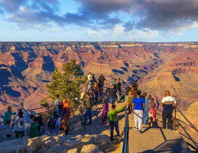 Miniatura: Ogromna podwyżka dla zagranicznych...