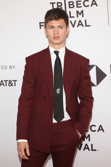 Ansel Elgort 