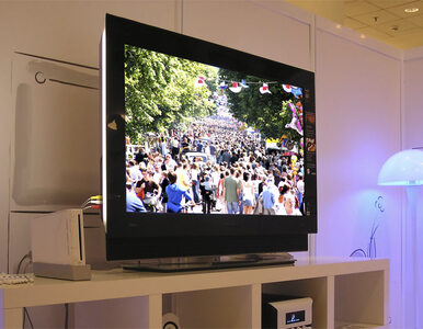 Miniatura: Polacy kupują coraz większe telewizory