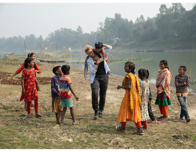 Miniatura: Martyna Wojciechowska w Bangladeszu....