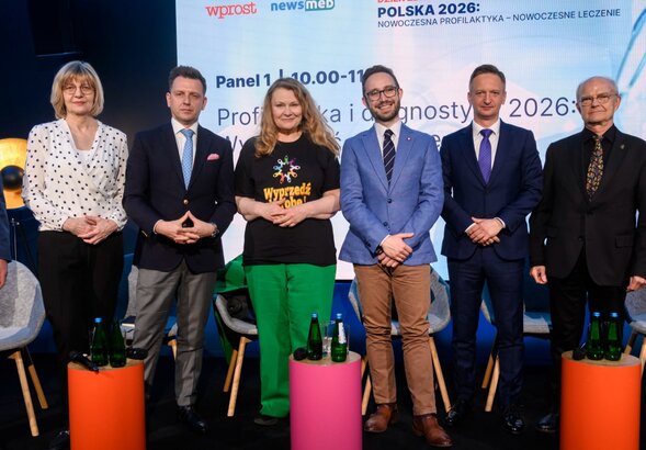 Miniatura: Polacy boją się chorób,...